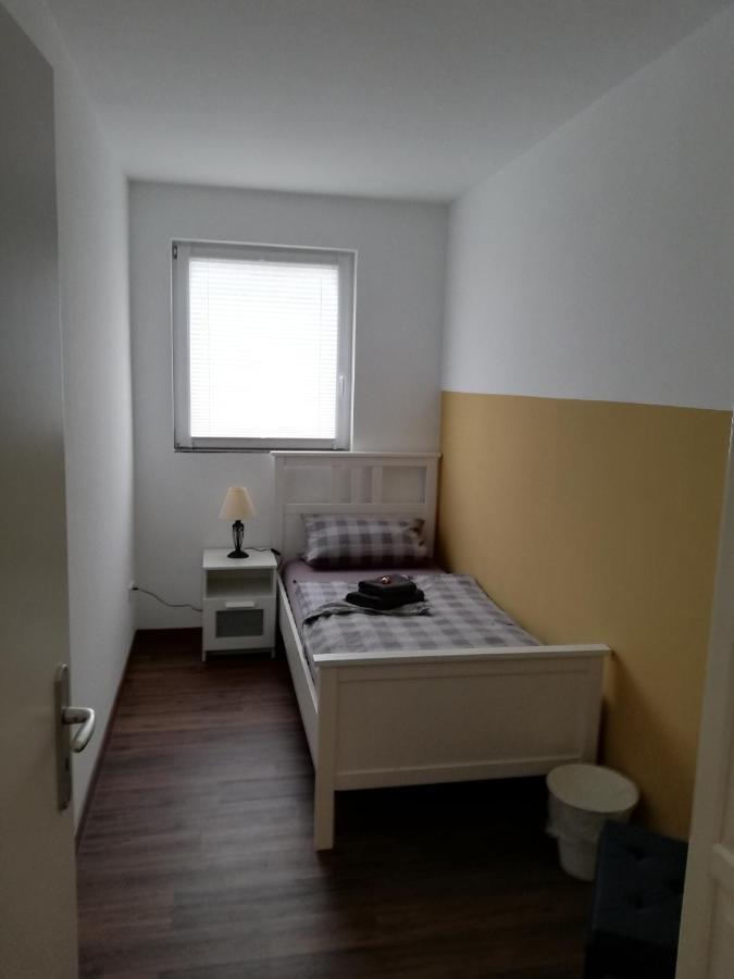 Apartmenthaus Mehrow Ahrensfelde Buitenkant foto