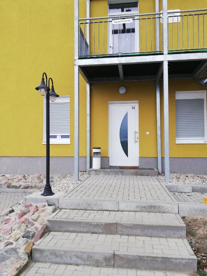 Apartmenthaus Mehrow Ahrensfelde Buitenkant foto